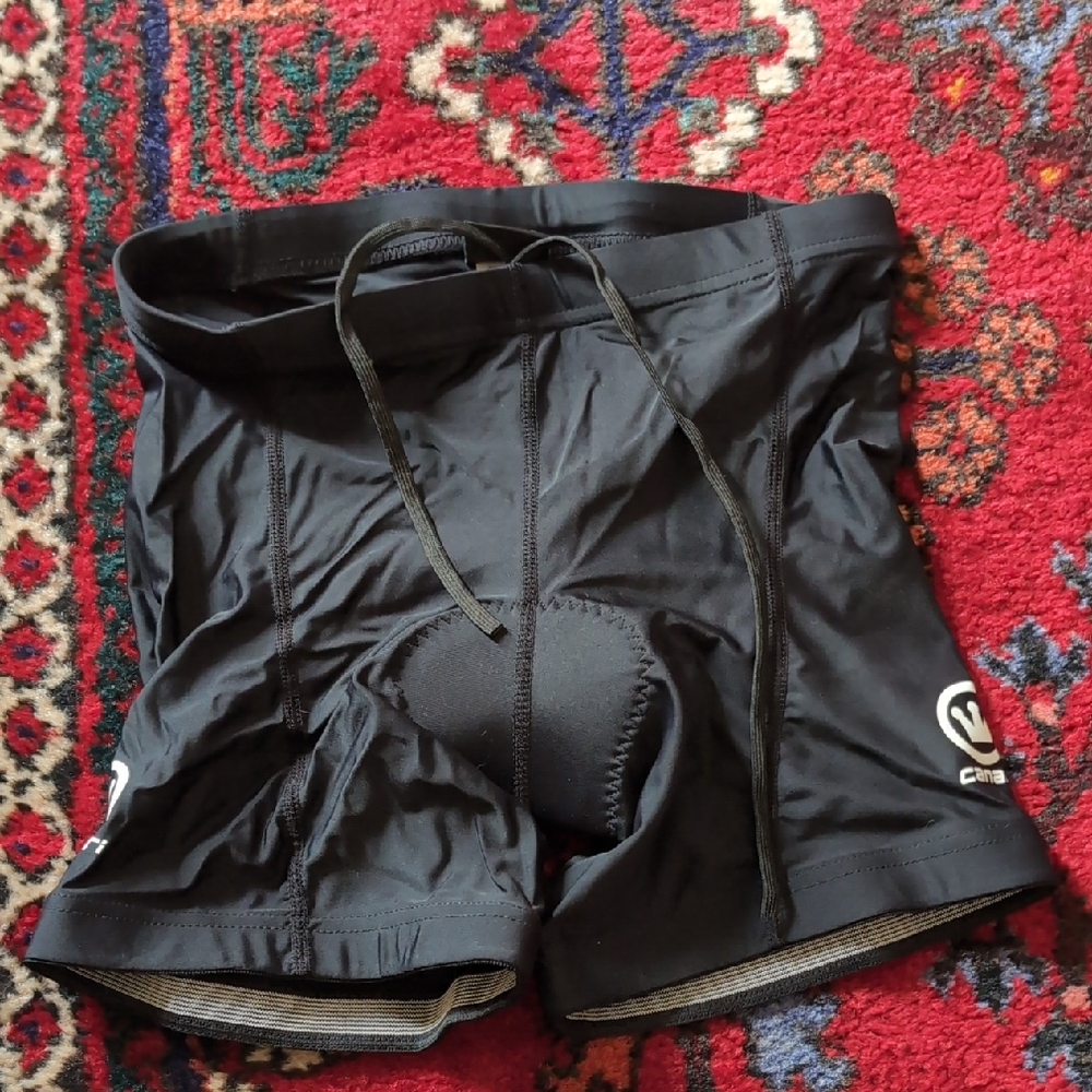 NWT Womens Canari Black Cycling Shorts - S